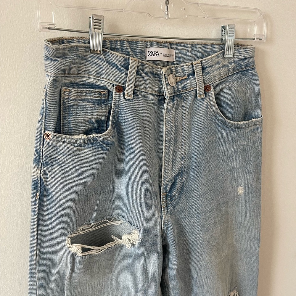 Zara High Rise Ripped Jeans - Picture 2 of 6